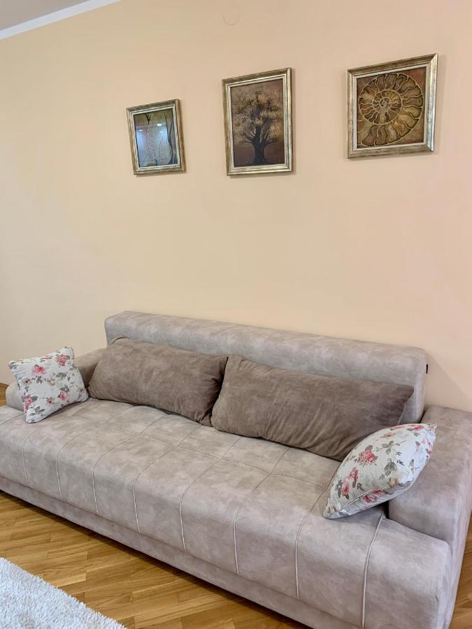 Lastochka.Mne Apartments Баошичі Екстер'єр фото