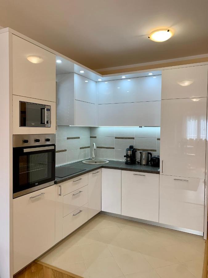 Lastochka.Mne Apartments Баошичі Екстер'єр фото