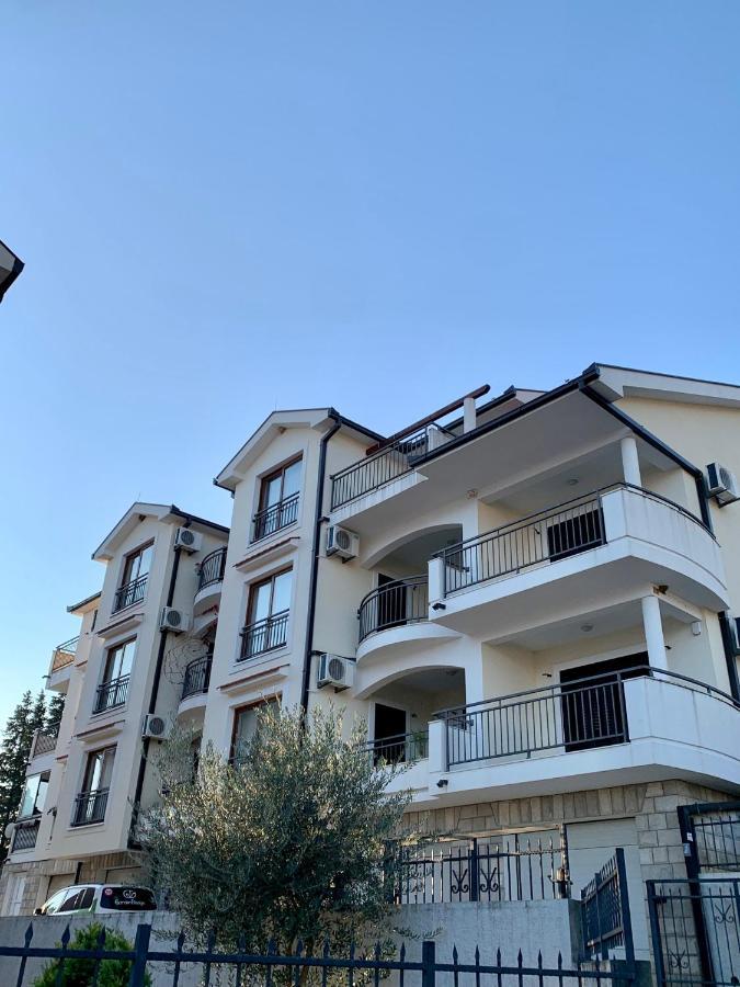 Lastochka.Mne Apartments Баошичі Екстер'єр фото