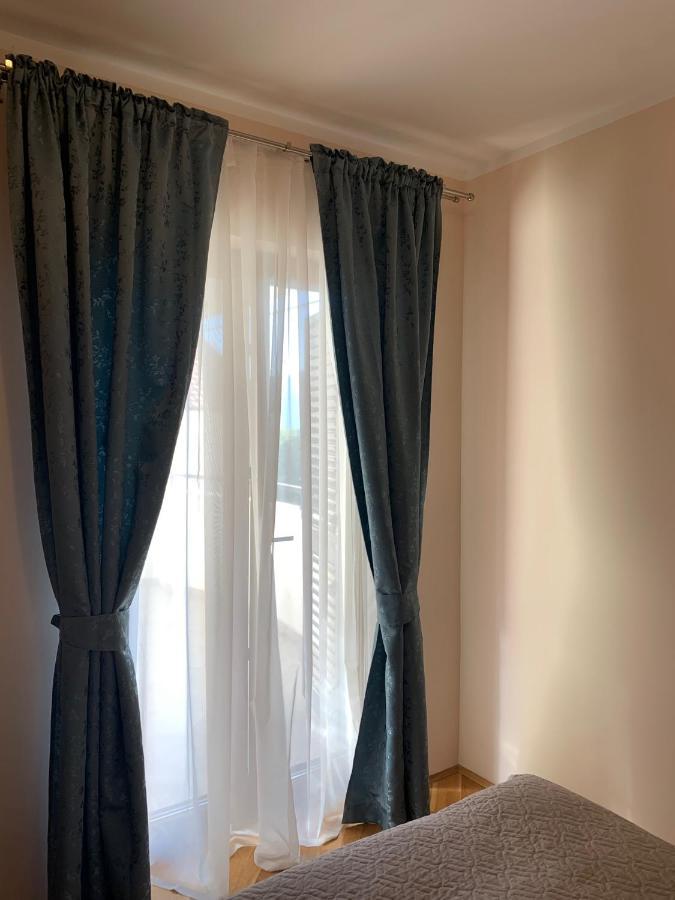 Lastochka.Mne Apartments Баошичі Екстер'єр фото